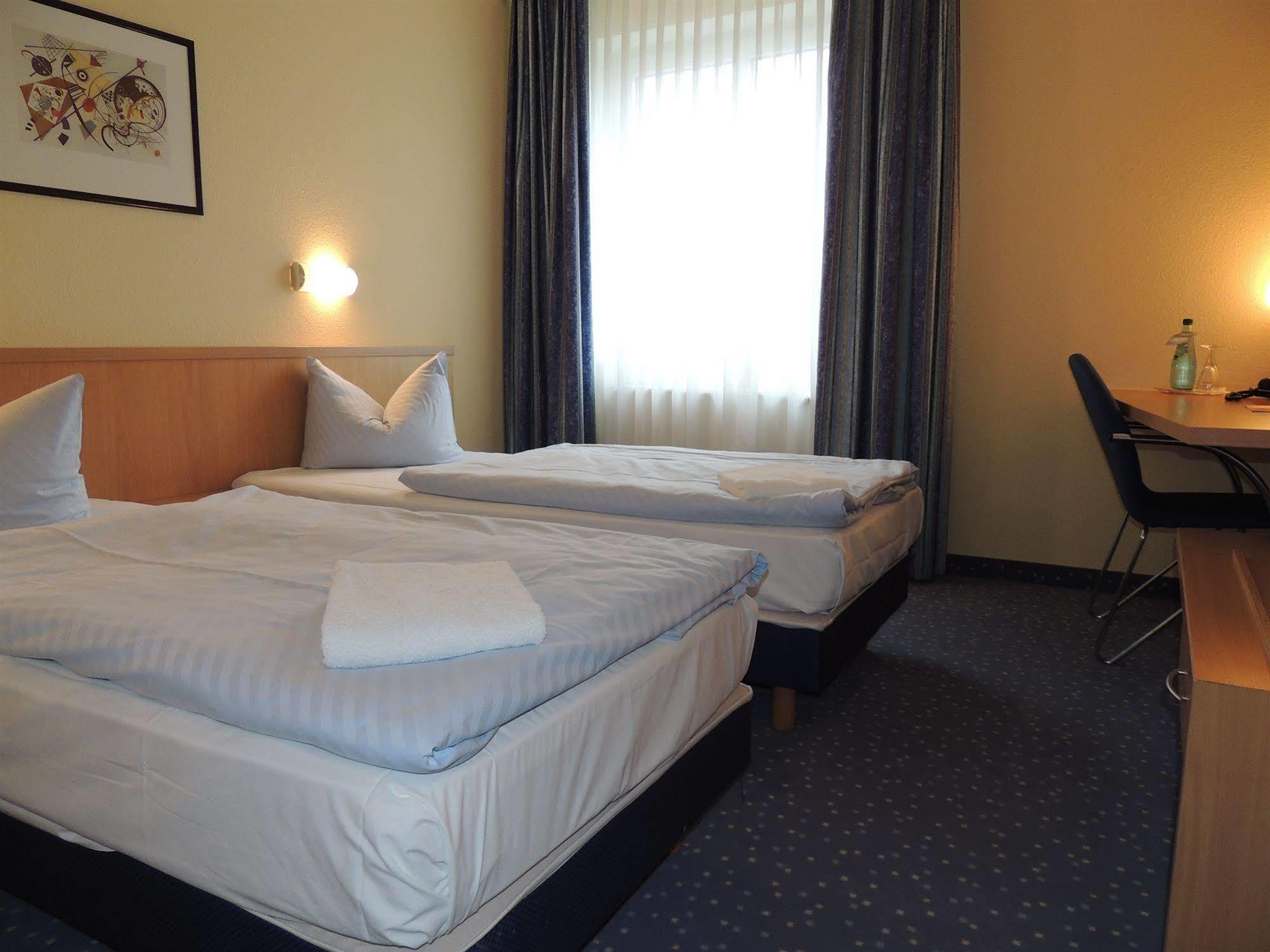 Garner Hotel Cottbus Sued By Ihg Exterior foto